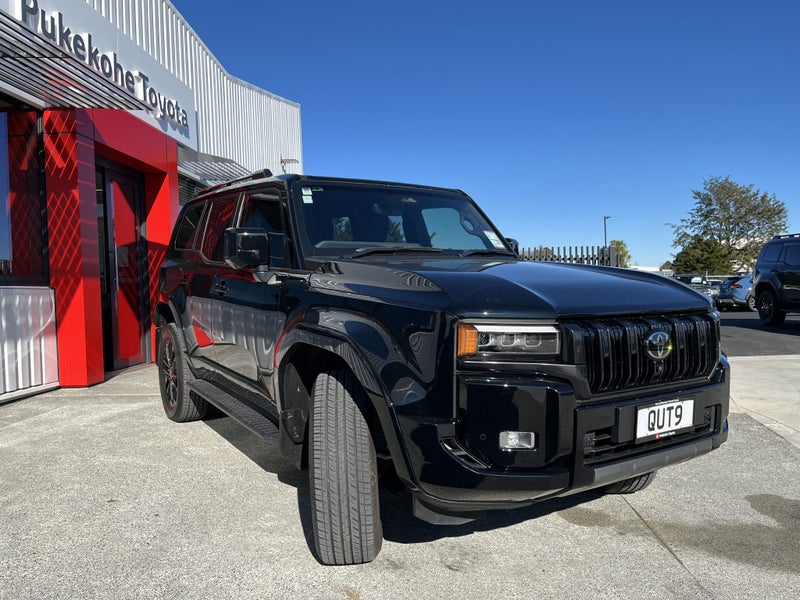 2024 Toyota Land Cruiser Prado VX 2.8D Hybrid 8... image 4