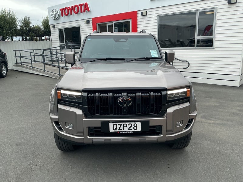 2024 Toyota Land Cruiser Prado VX 2.8D Hybrid 8... image 2