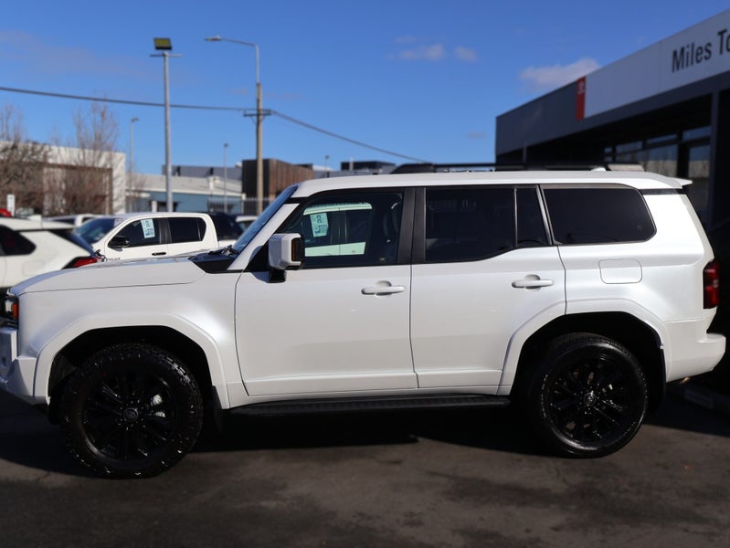 2024 Toyota Land Cruiser Prado Vx 2.8Dmht/4Wd/8At image 4