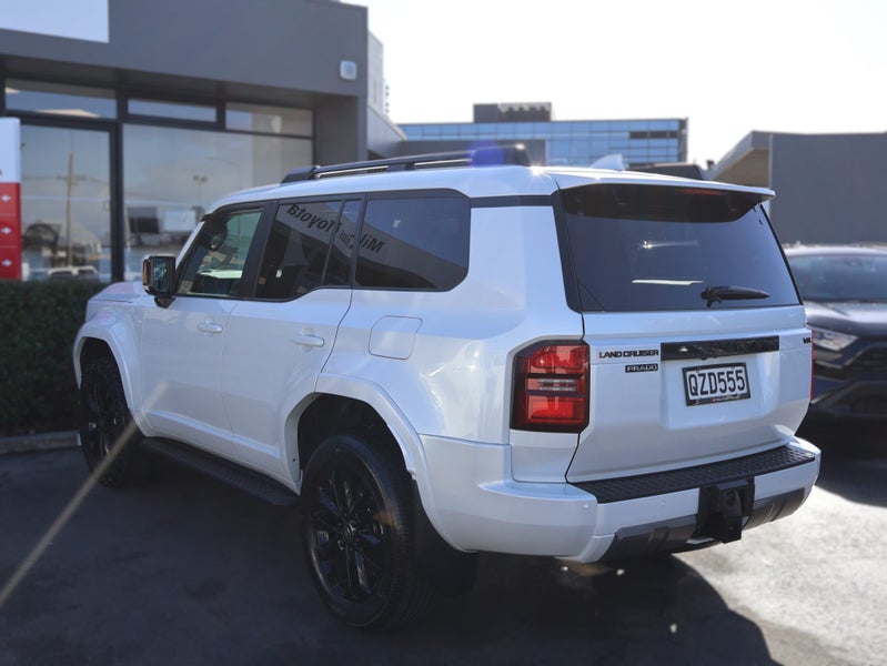 2024 Toyota Land Cruiser Prado Vx 2.8Dmht/4Wd/8At image 5
