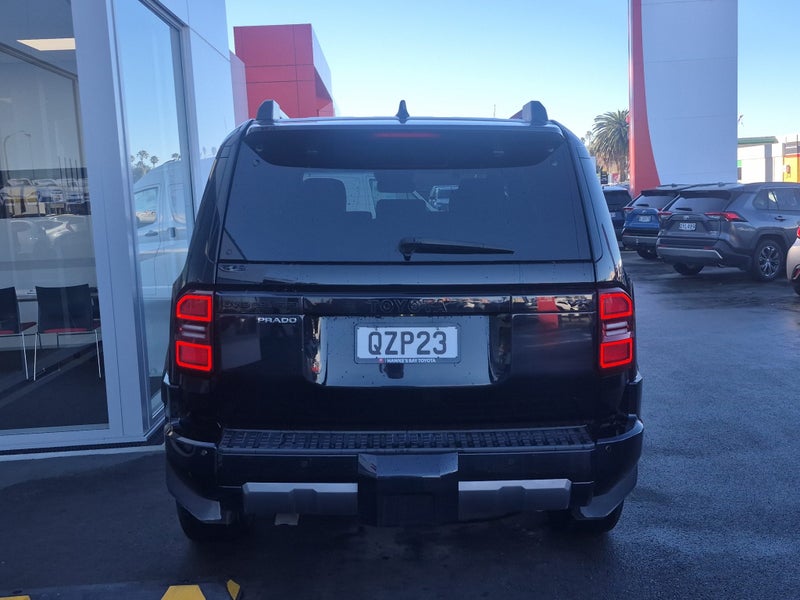 2024 Toyota Land Cruiser Prado VX 2.8DT 4WD 8A image 4