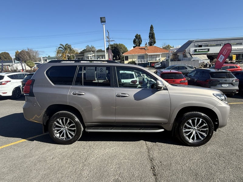 2024 Toyota Land Cruiser Prado VX Limited 2.8D... image 5