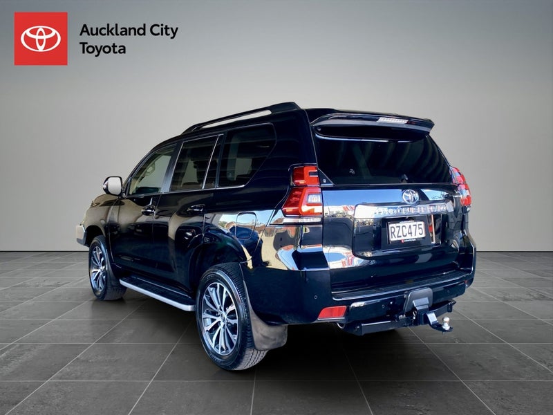 2024 Toyota Land Cruiser Prado VX Limited 2.8D... image 5