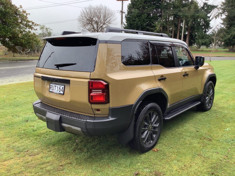 2024 Toyota Land Cruiser Prado ZX 2.8D AWD image 5