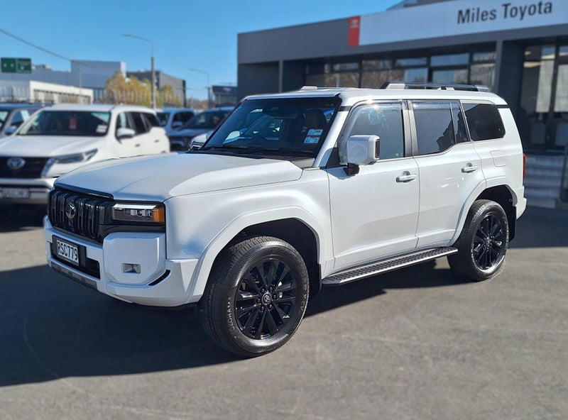 2024 Toyota Land Cruiser VX DIESEL HYBRID 4WD/4... image 3