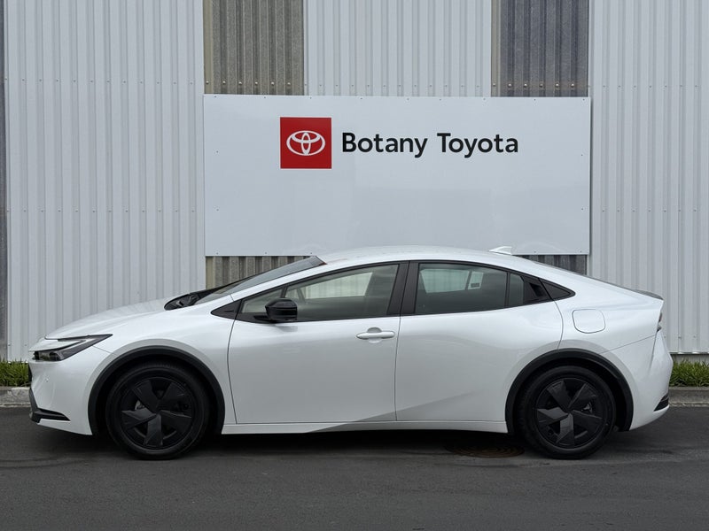 2024 Toyota Prius 1.8 Hybrid U Hatch 2WD 5 Dr CVT image 4