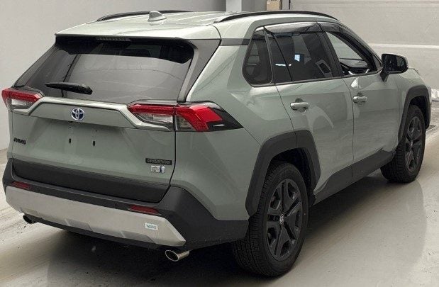 2024 Toyota RAV4 2.5 Hybrid Adventurer 4WD image 3
