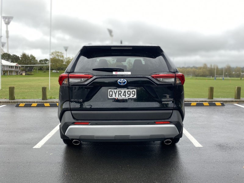 2024 Toyota RAV4 Adventure 2.5L Petrol HYBRID E... image 5