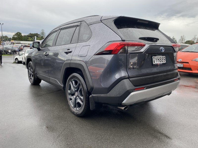 2024 Toyota RAV4 Adventure 2.5P HEV AWD SUV image 5