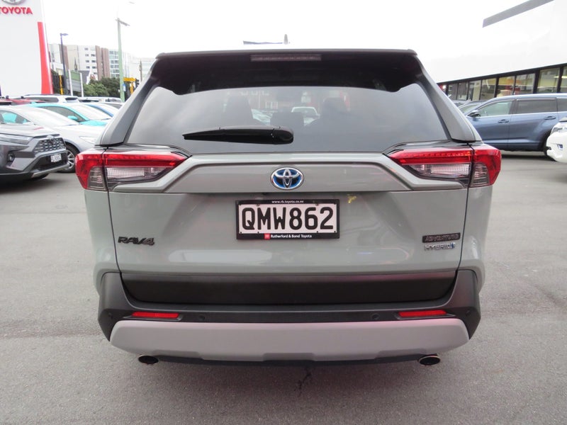 2024 Toyota RAV4 Adventure 2.5P HEV ECVT AWD SUV image 5