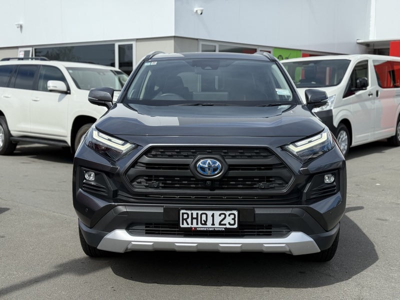 2024 Toyota RAV4 Adventure 2.5P Hybrid ECVT AWD image 4