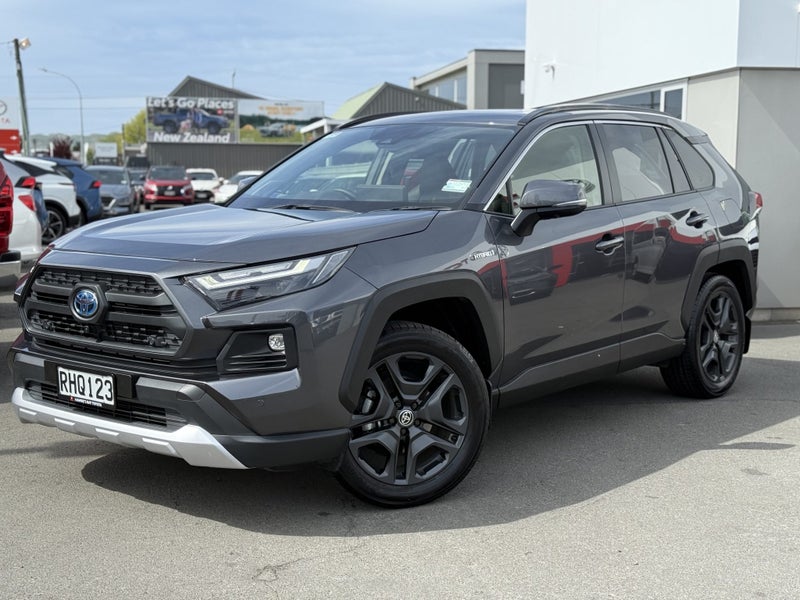 2024 Toyota RAV4 Adventure 2.5P Hybrid ECVT AWD image 5