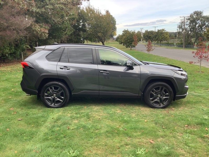 2024 Toyota RAV4 Adventure 2.5P Hybrid Electric... image 4