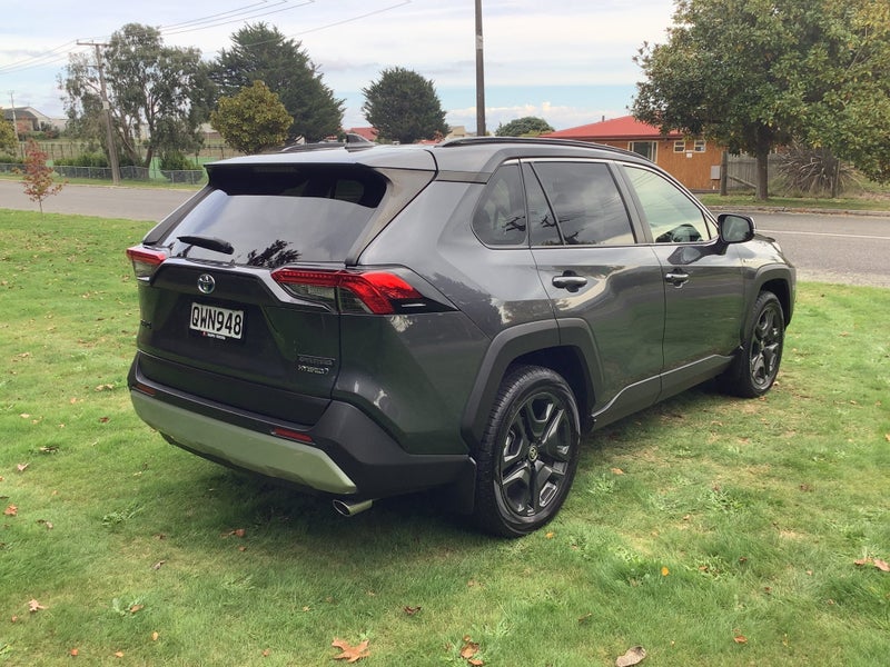 2024 Toyota RAV4 Adventure 2.5P Hybrid Electric... image 5