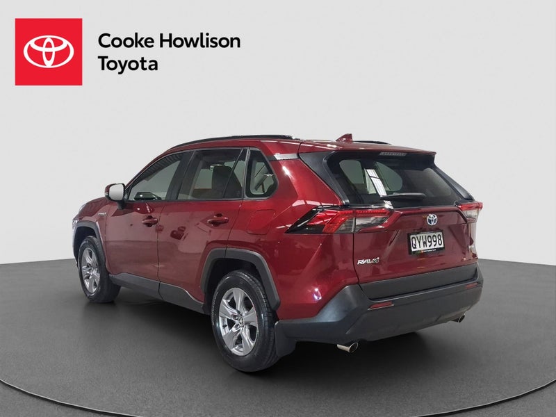 2024 Toyota RAV4 GX 2.5 Hybrid image 5