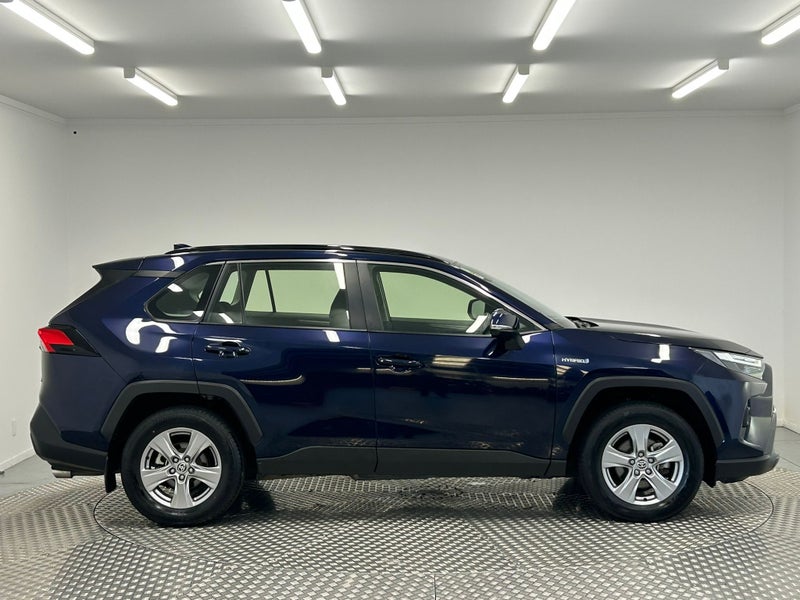 2024 Toyota RAV4 GX 2.5 Hybrid AWD image 2