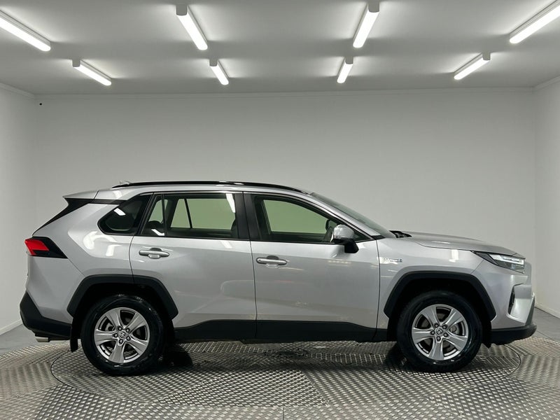 2024 Toyota RAV4 GX 2.5 Hybrid AWD image 2