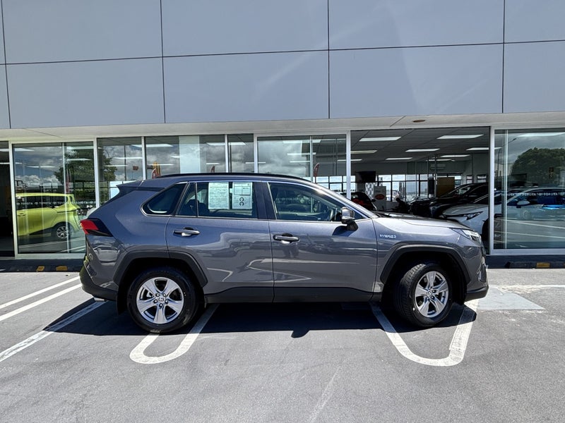 2024 Toyota RAV4 GX 2.5 HYBRID POPULAR SUV image 5