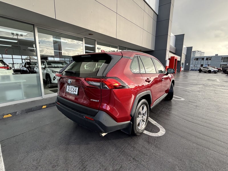 2024 Toyota RAV4 GX 2.5 HYBRID POPULAR SUV image 3