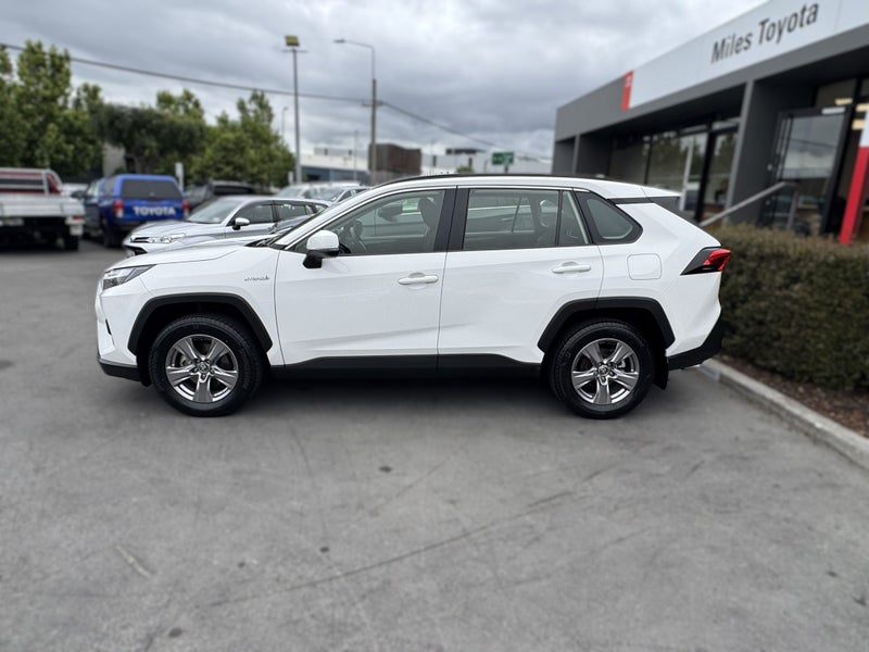 2024 Toyota RAV4 GX 2.5 Petrol Hybrid All Wheel... image 4