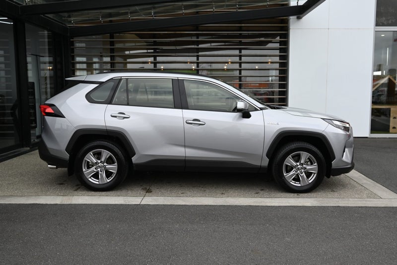 2024 Toyota RAV4 GX 2.5 Petrol Hybrid AWD SUV image 5