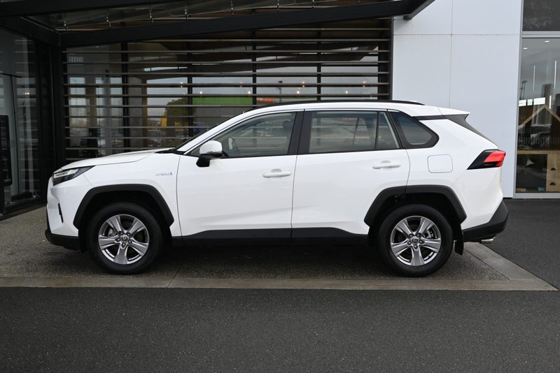 2024 Toyota RAV4 GX 2.5 Petrol Hybrid AWD SUV image 3