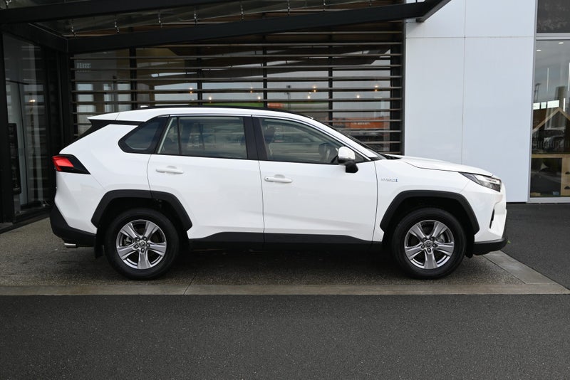 2024 Toyota RAV4 GX 2.5 Petrol Hybrid AWD SUV image 5