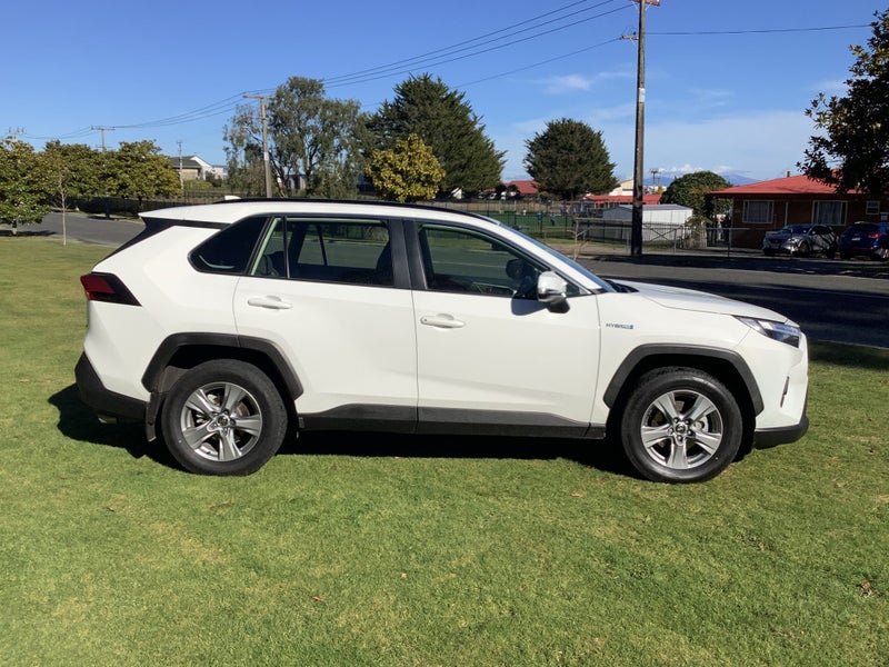 2024 Toyota RAV4 GX 2.5P AWD Hybrid Electric Ve... image 3