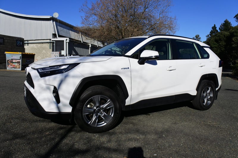 2024 Toyota RAV4 GX 2.5P HV image 3