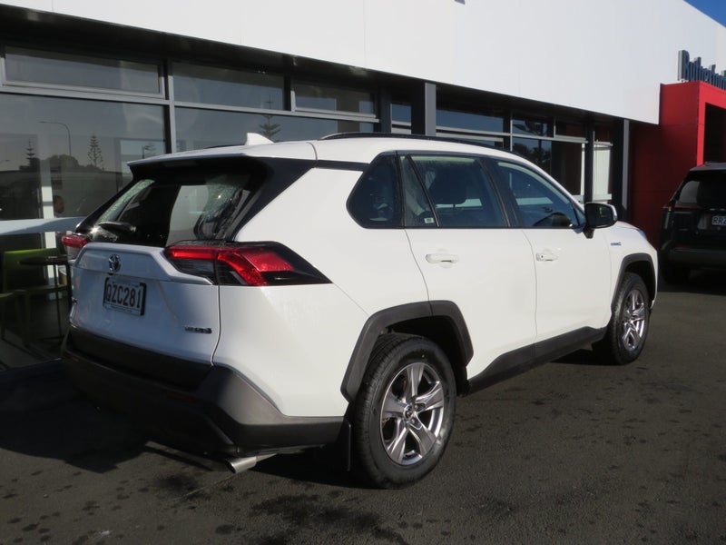 2024 Toyota RAV4 GX 2.5P HV image 5