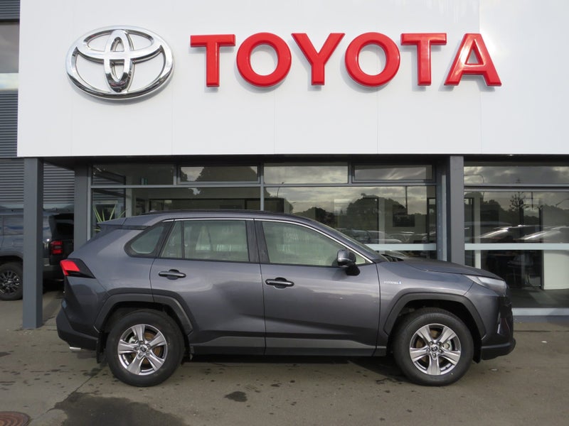 2024 Toyota RAV4 GX 2.5P HV image 4