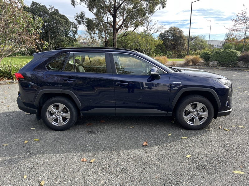 2024 Toyota RAV4 GX 2.5P HV image 3