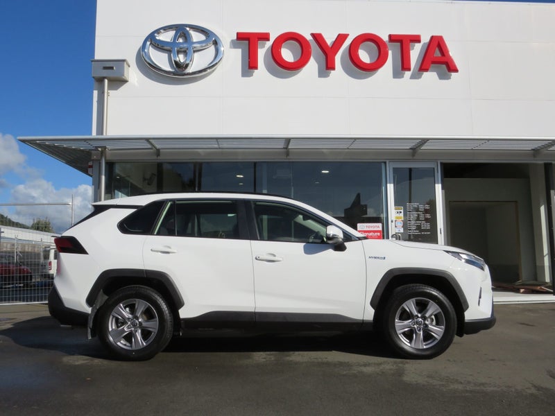 2024 Toyota RAV4 GX 2.5P HV ECVT image 4