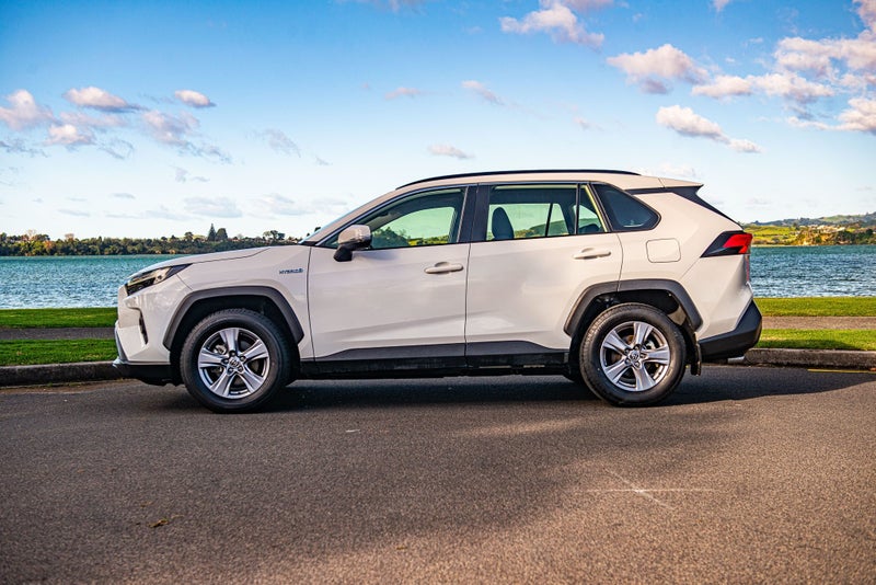 2024 Toyota RAV4 GX 2.5P HV ECVT AWD image 5