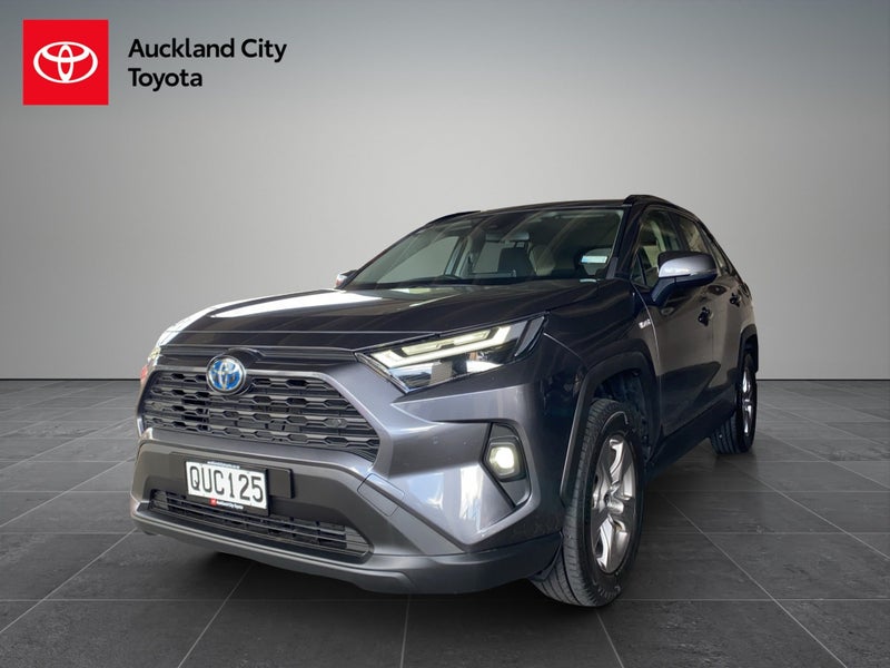2024 Toyota RAV4 GX 2.5P HV ECVT AWD SUV image 3