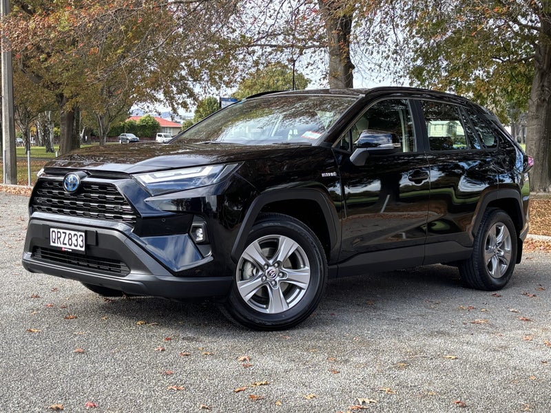 2024 Toyota RAV4 GX 2.5P HV ECVT AWD SUV image 3