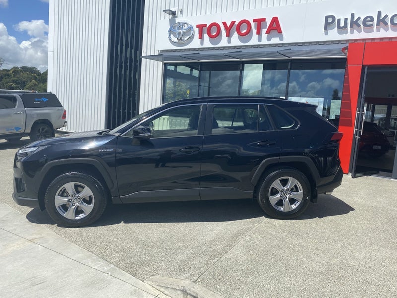 2024 Toyota RAV4 GX 2.5P HV ECVT AWD SUV image 2