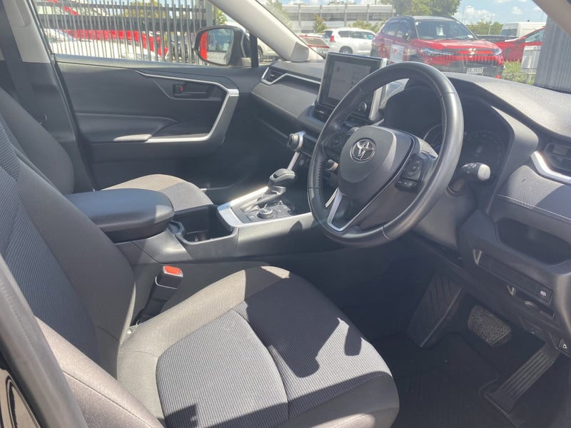 2024 Toyota RAV4 GX 2.5P HV ECVT AWD SUV image 5