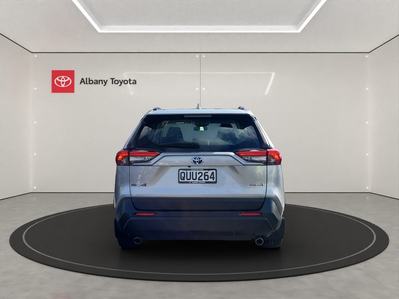2024 Toyota RAV4 GX 2.5P HV ECVT AWD SUV/5D/5S... image 4