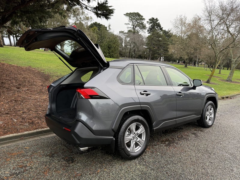 2024 Toyota RAV4 GX 2.5P HV ECVT AWD SUV/5D/5S image 5
