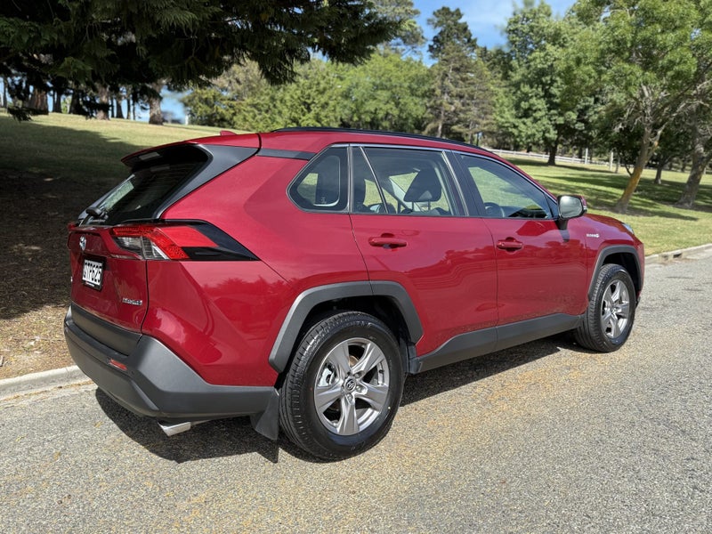 2024 Toyota RAV4 GX 2.5P HV ECVT AWD SUV/5D/5S image 4