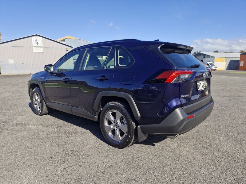 2024 Toyota RAV4 GX 2.5P HV ECVT AWD SUV/5D/5S... image 4