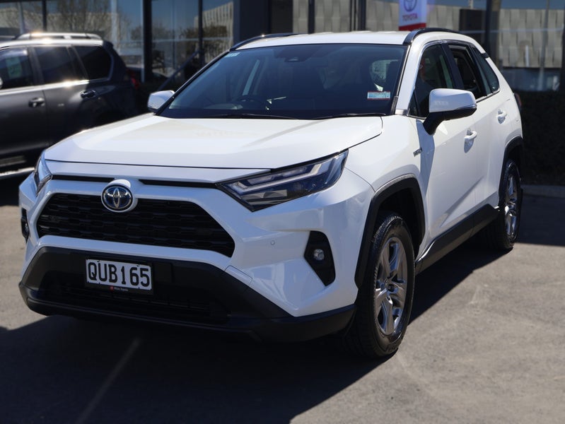2024 Toyota RAV4 GX 2.5P HV ECVT AWD SUV/5D/5S image 3