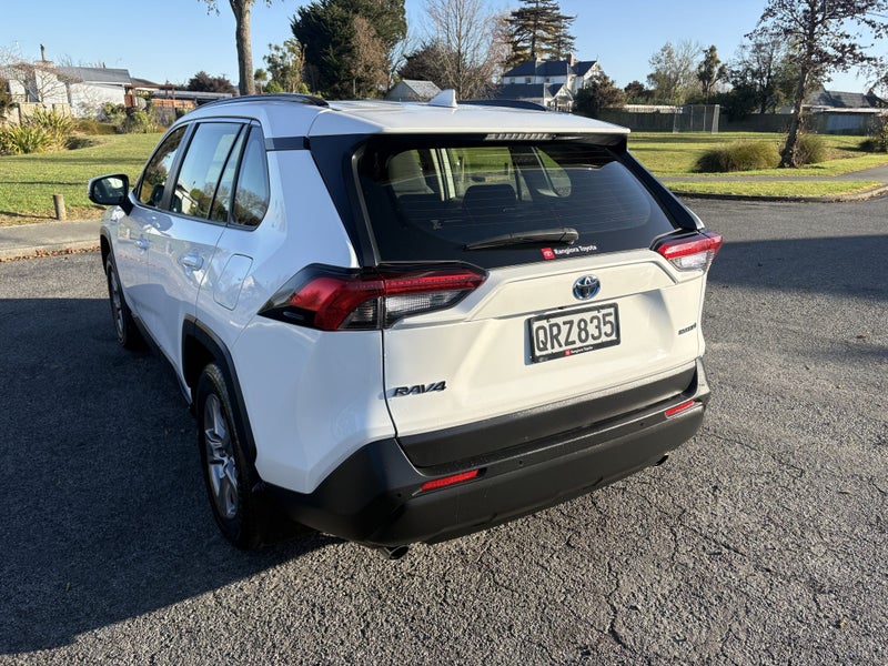 2024 Toyota RAV4 GX 2.5P HV ECVT AWD SUV/5D/5S image 2