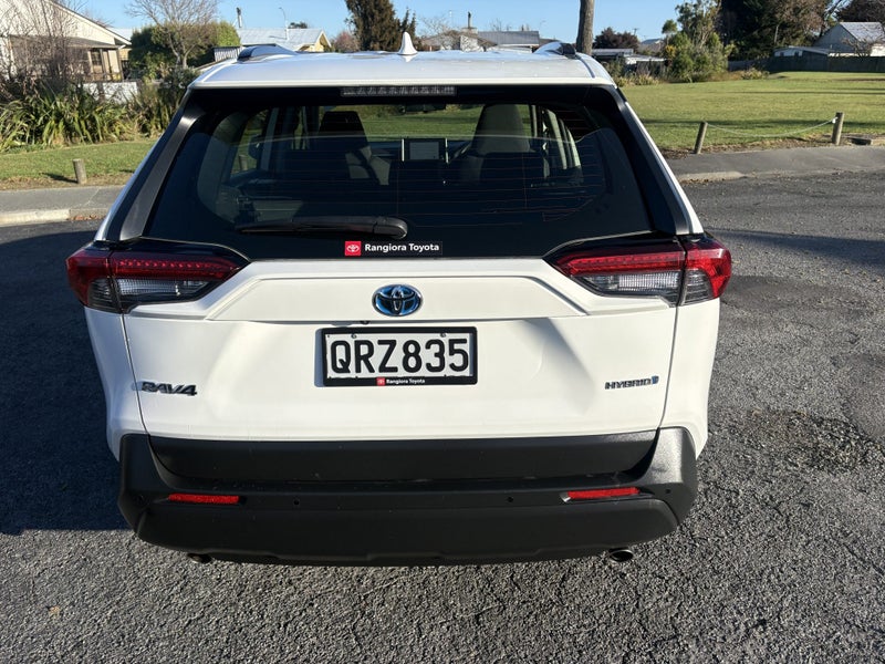 2024 Toyota RAV4 GX 2.5P HV ECVT AWD SUV/5D/5S image 4