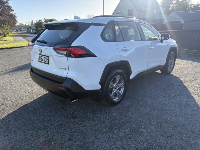 2024 Toyota RAV4 GX 2.5P HV ECVT AWD SUV/5D/5S image 5