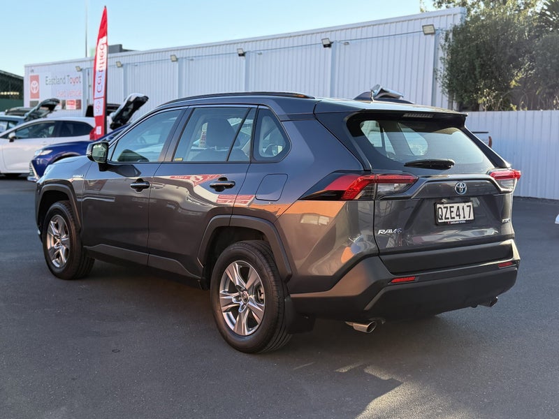 2024 Toyota RAV4 GX 2.5P HV ECVT AWD SUV/5D/5S image 5