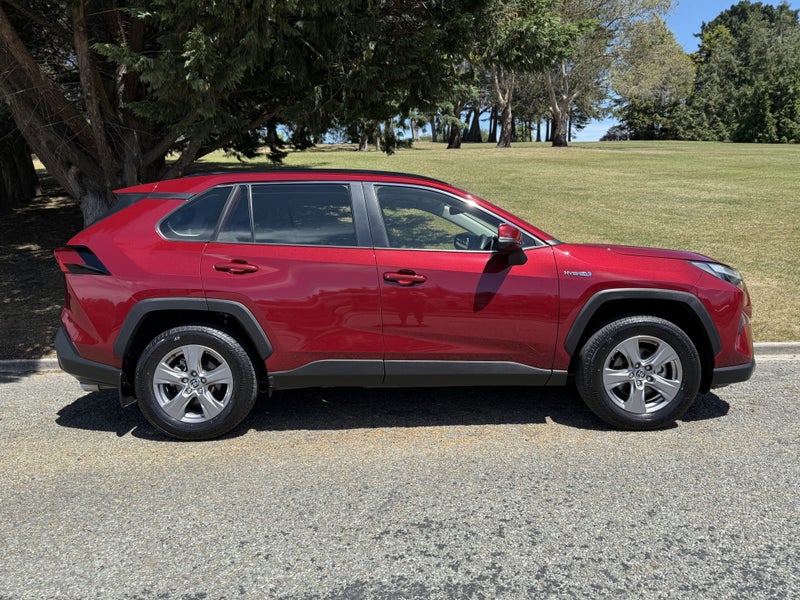 2024 Toyota RAV4 GX 2.5P HV ECVT AWD SUV/5D/5S image 3