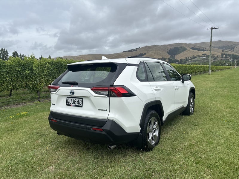 2024 Toyota RAV4 GX 2.5P HV ECVT AWD SUV/5D/5S image 5
