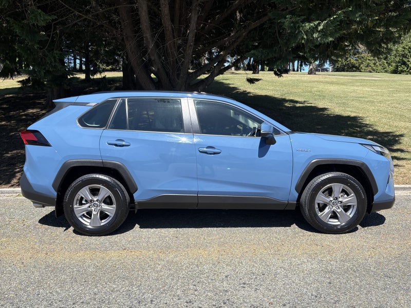 2024 Toyota RAV4 GX 2.5P HV ECVT AWD SUV/5D/5S image 3